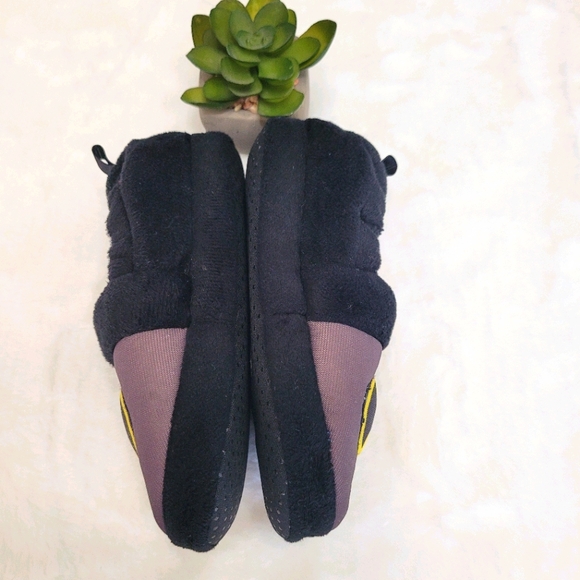 🦇HP🦇4/$20 Batman Slippers Y 9-10 - Picture 4 of 5